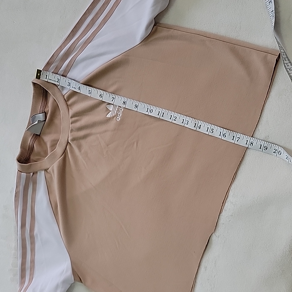 👅 ADIDAS OVERSIZED COLORBLOCK CREAM BEIGE TAN WHITE STRIPE CUTE CROP T SHIRT - Picture 6 of 8